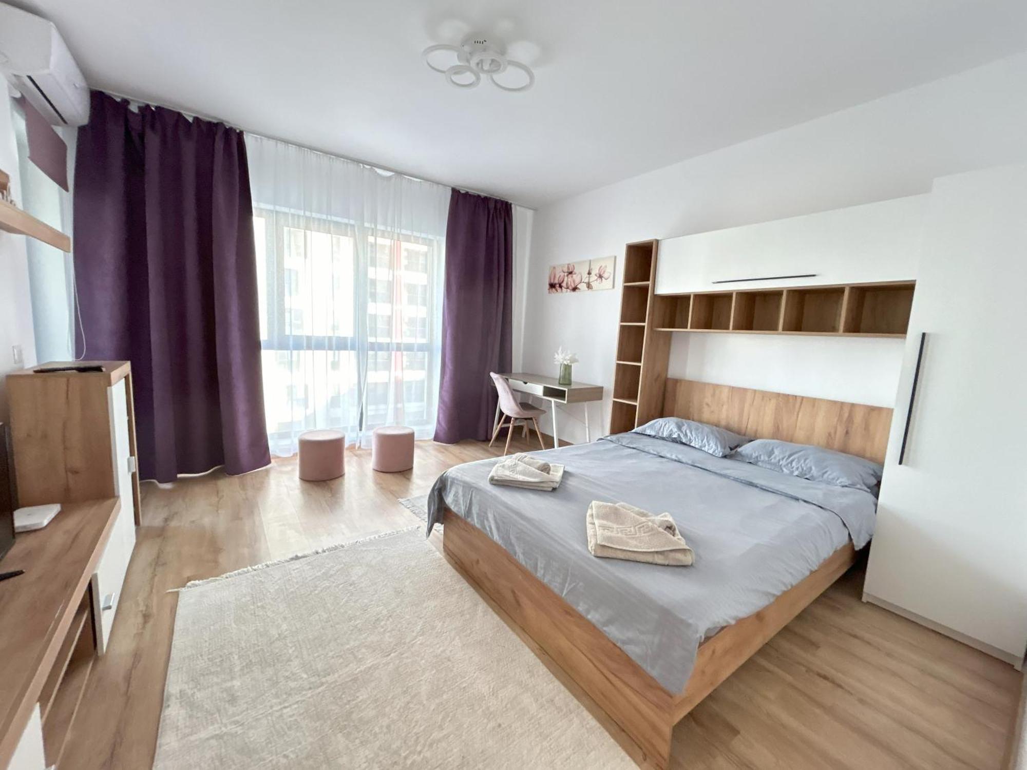Urban Retreat With Balcony At Exigent Plaza - 06 Apartment Bukares Bagian luar foto